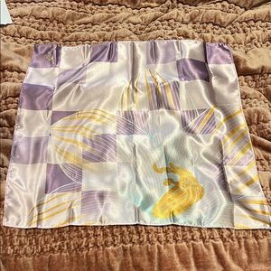 Tatcha Scarf with Floral Design size 20 x 20 NEW